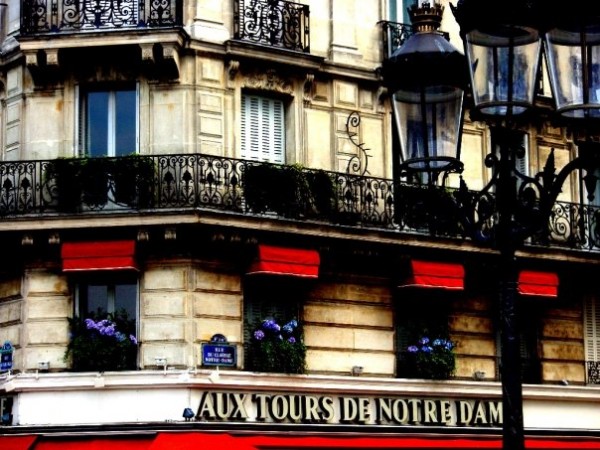 Aux Tours de Notre Dame